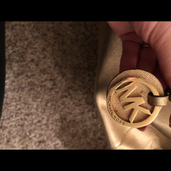 Michael Kors - Picture 2 of 7